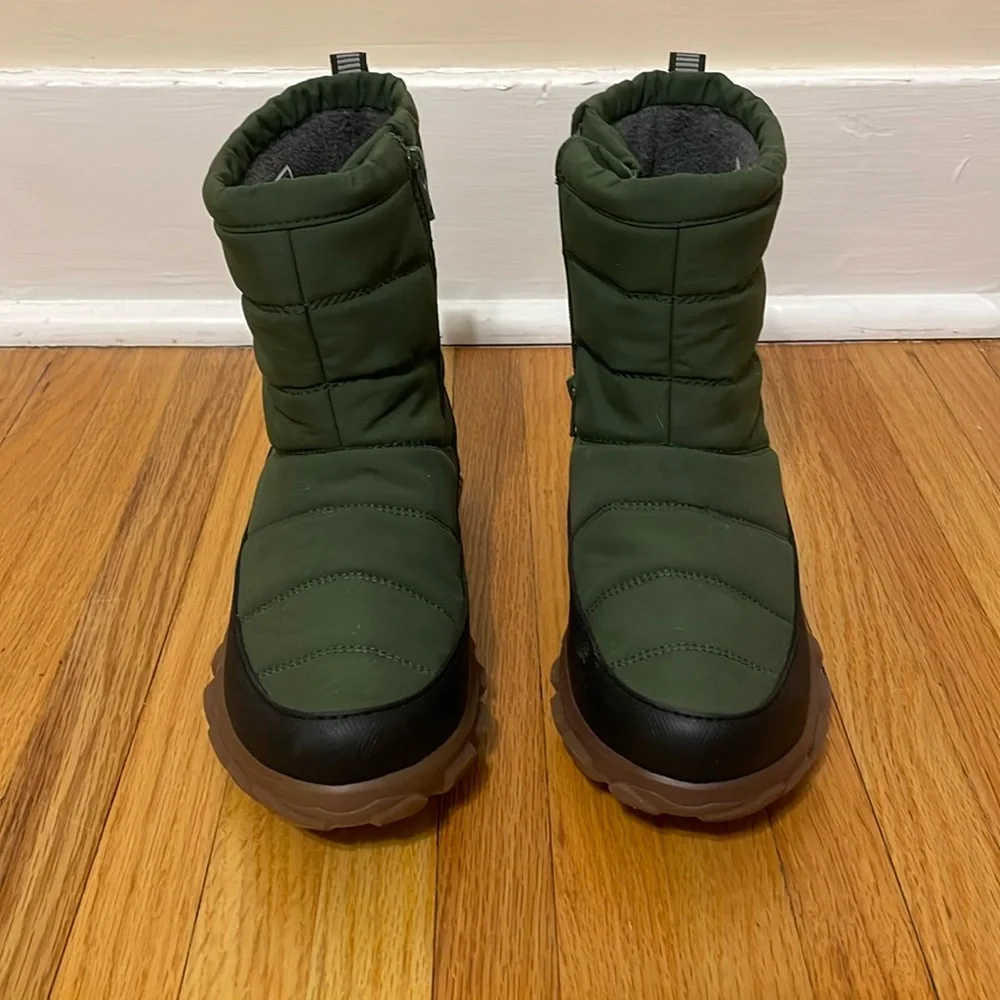 Bogs Green and Black Winter Boots - Picture 1 of 7